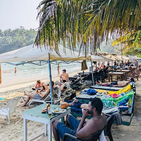Silent Cabana And Restaurant Marakolliya, Тангалла Экстерьер фото